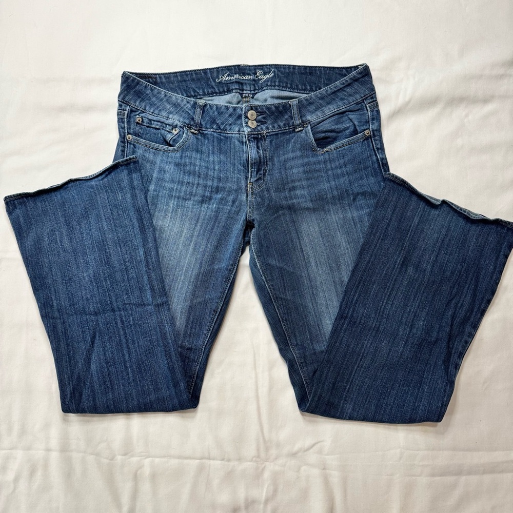 American Eagle Women's Blue Jeans